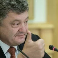 Опрос: более 80% украинцев не доверяют президенту страны и всем институтам власти