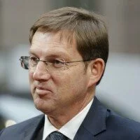 Премьер Словакии: запад должен договориться с РФ для стабилизации ситуации на Украине